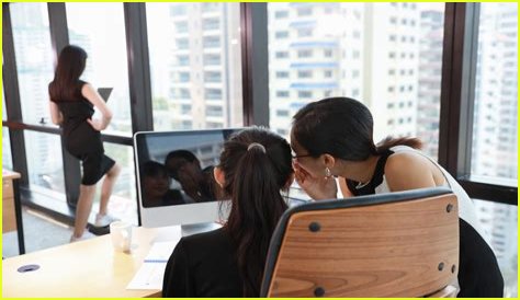 At does intimidate mean?